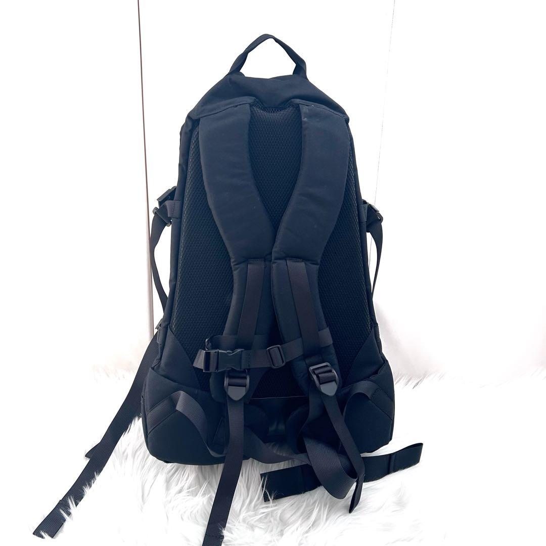 多機能バックパック　northwave リュック　スノボー　ストリート　ブラック