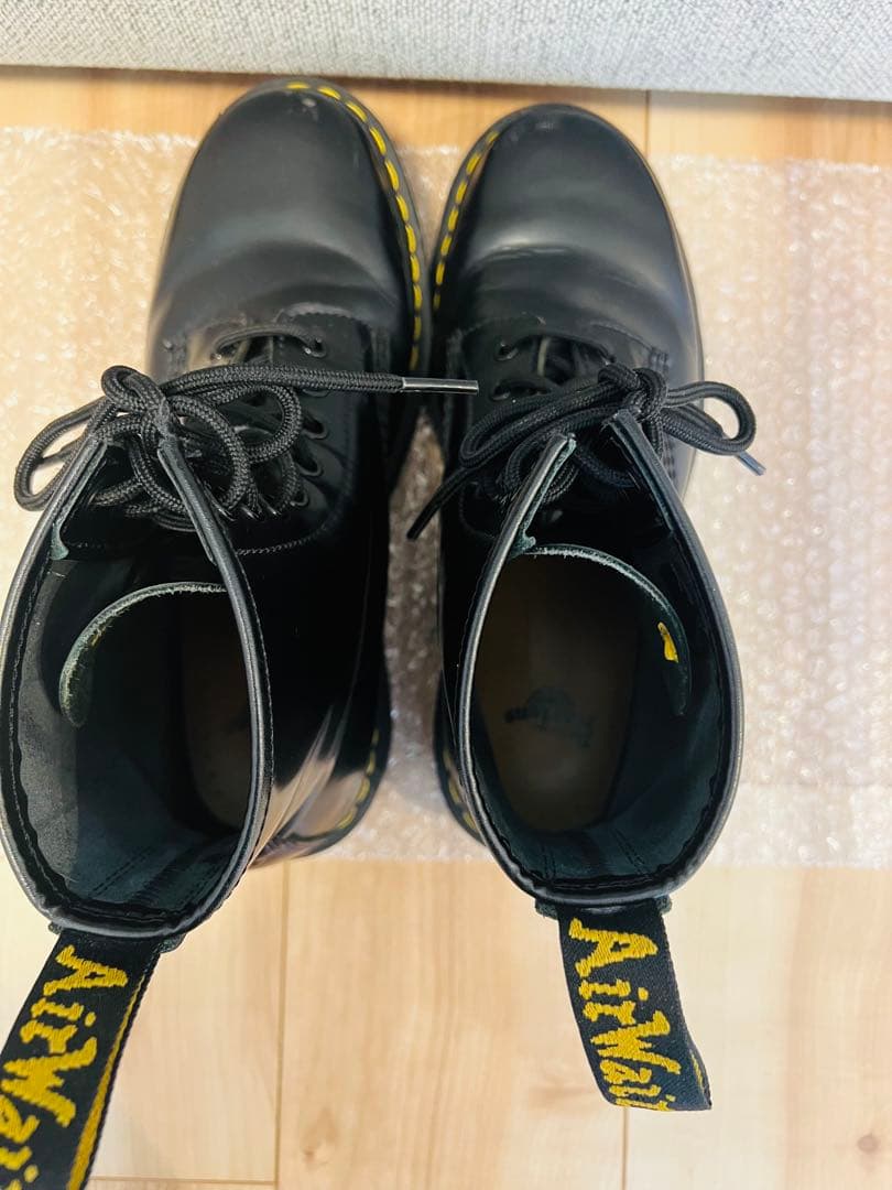 ドクターマーチン　8ホールブーツ 黒 イエローステッチ　UK7