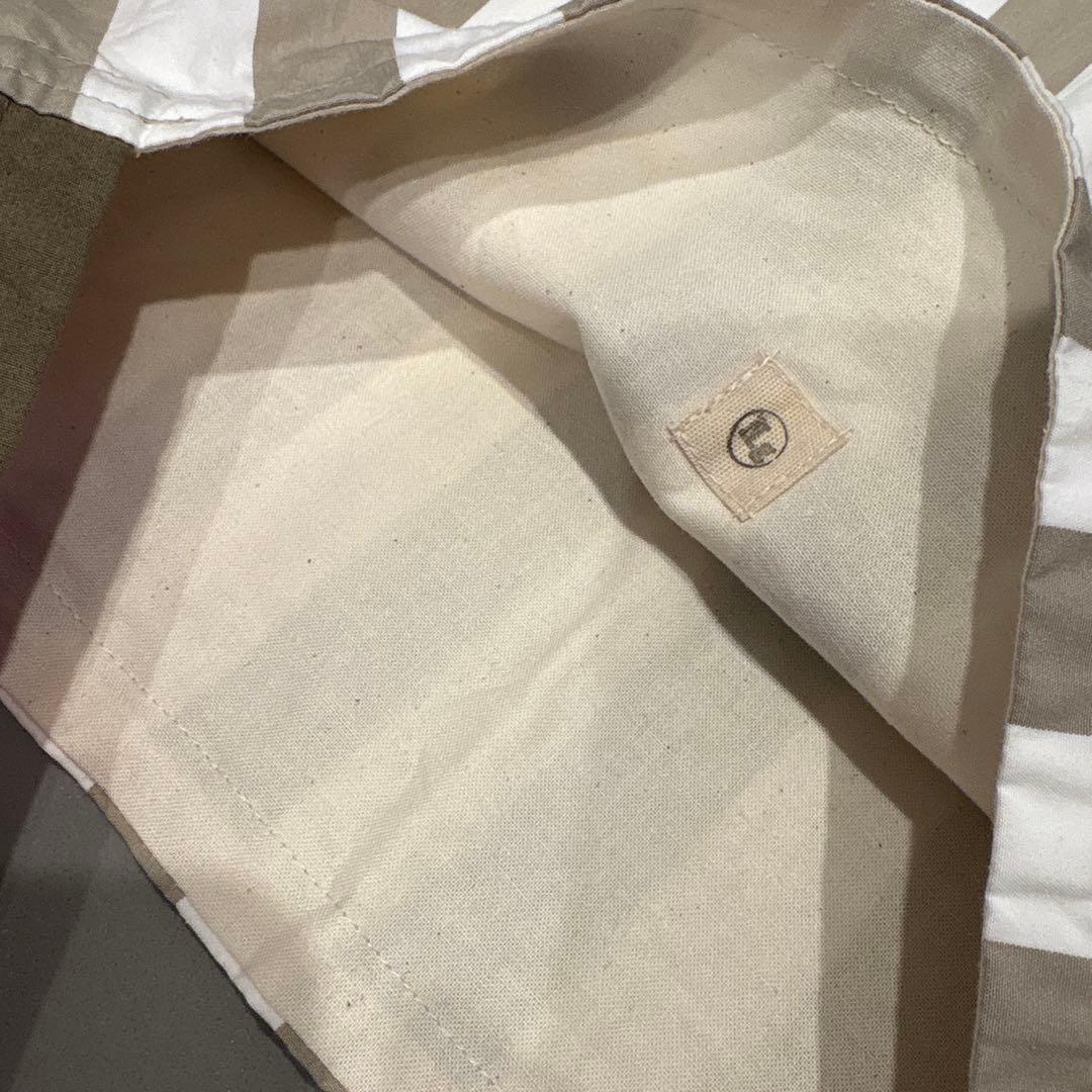 週末限定SALE!新品・未使用　november　graphic シマシマバッグ