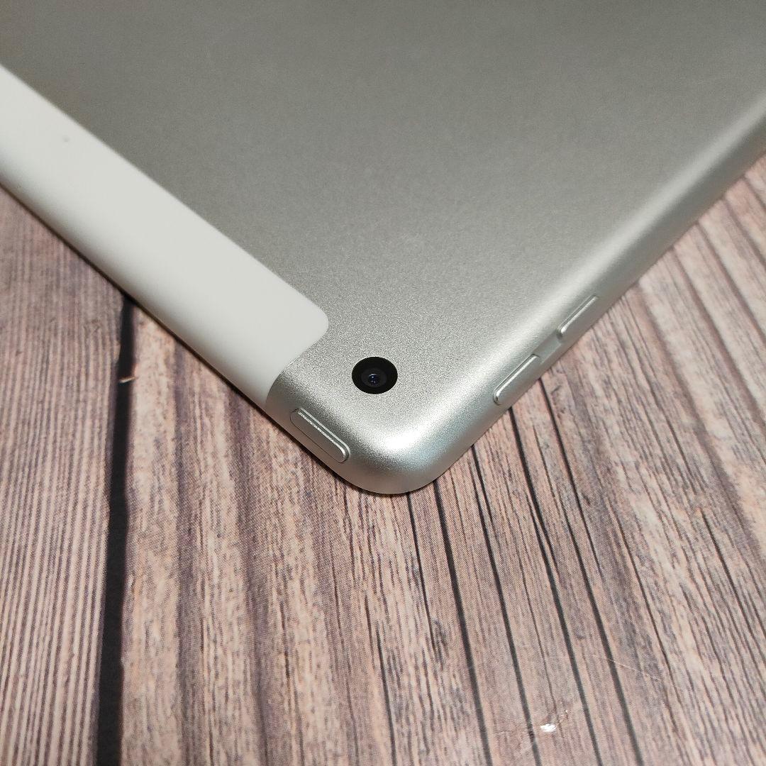 Apple iPad 第6世代 32GB シルバー SIMフリー 美品