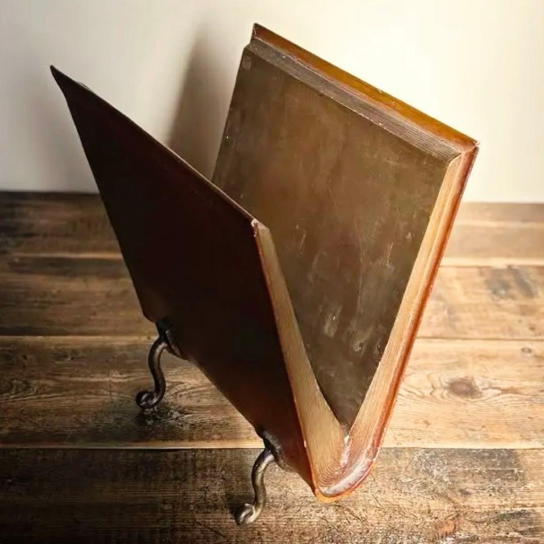 19世紀〜20世紀 マガジンラック ブックスタンド　革装風 × 鋳鉄脚（修復前）