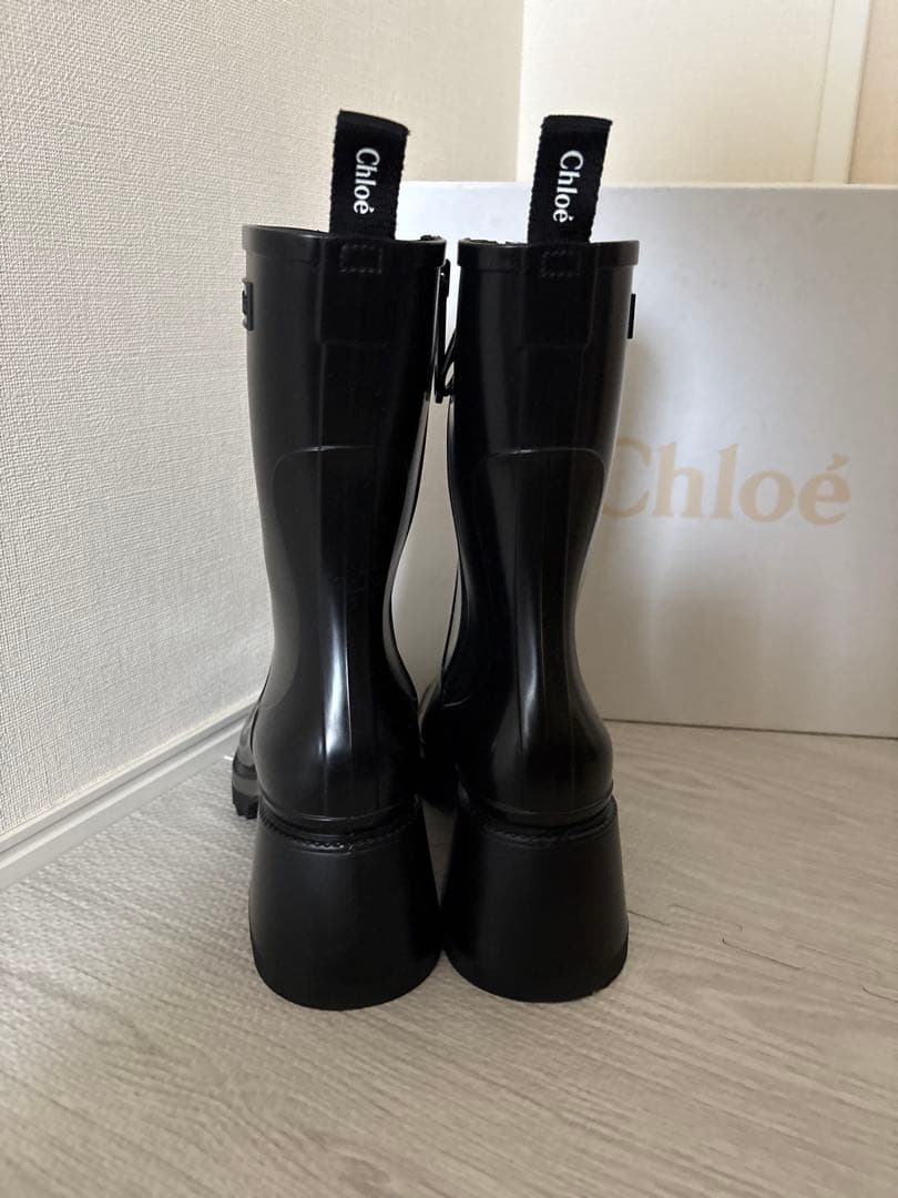 Chloé ブラックショートブーツ