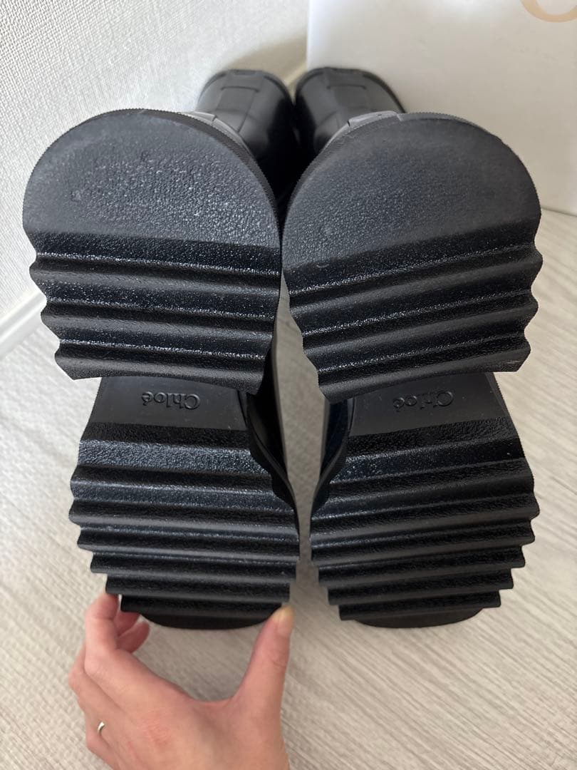 Chloé ブラックショートブーツ