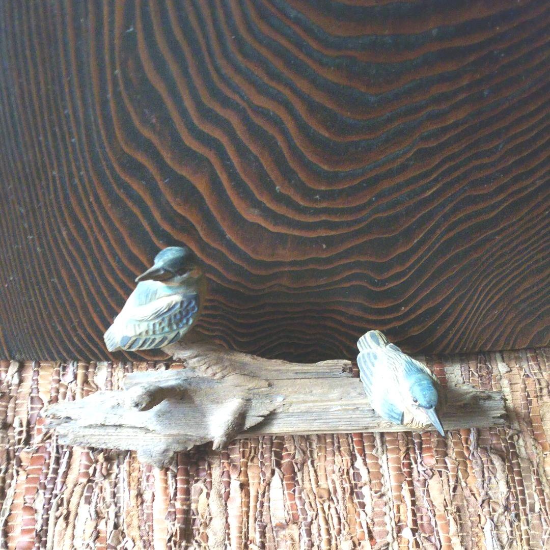 天然木木彫りつがいのカワセミ