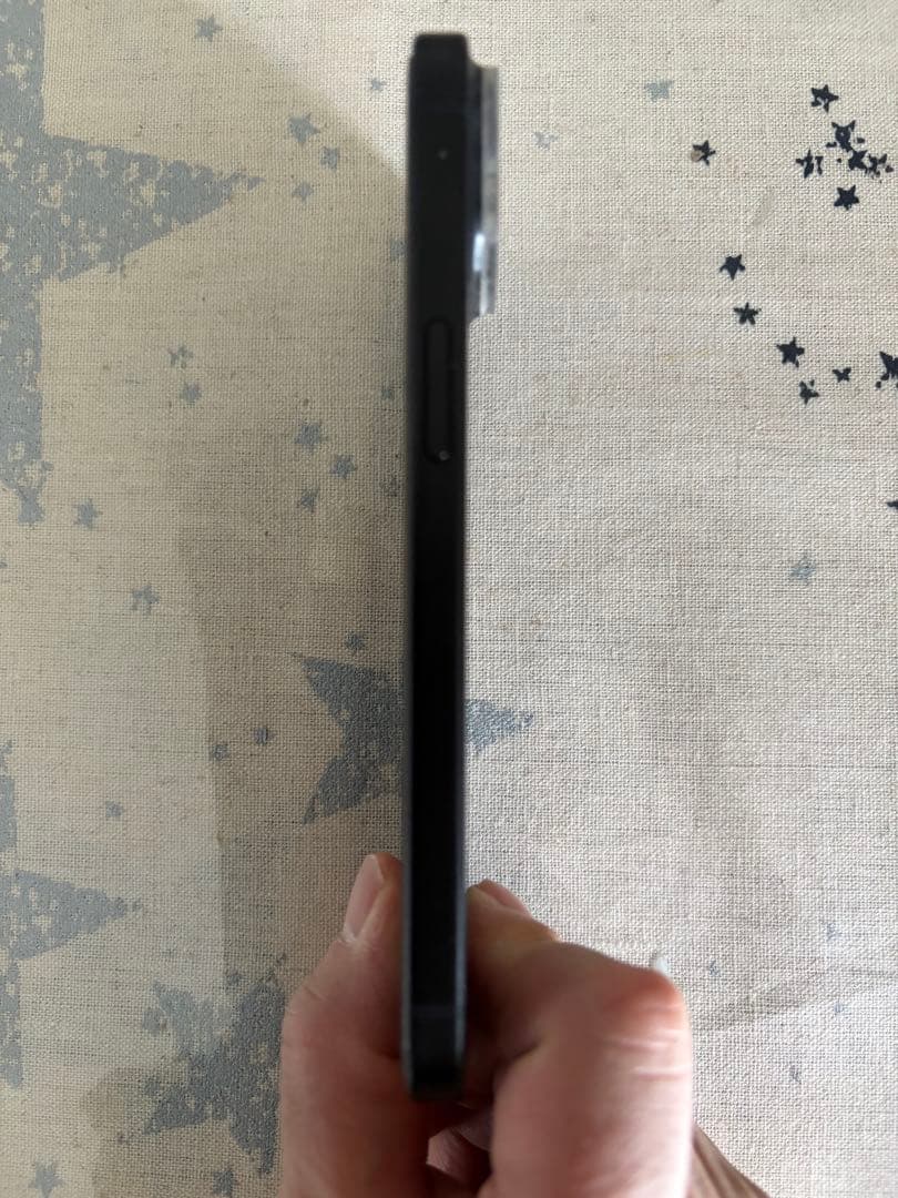 Apple iPhone 15 ブラック 本体