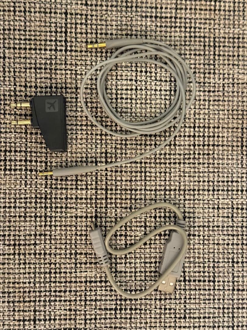 Bose QuietComfort 35 ノイズキャンセリングヘッドホン