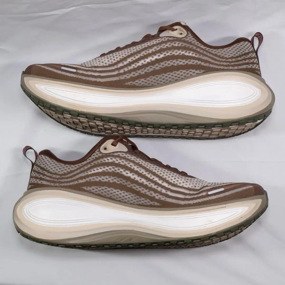 NIKE Vomero Plus QS　27.0cm