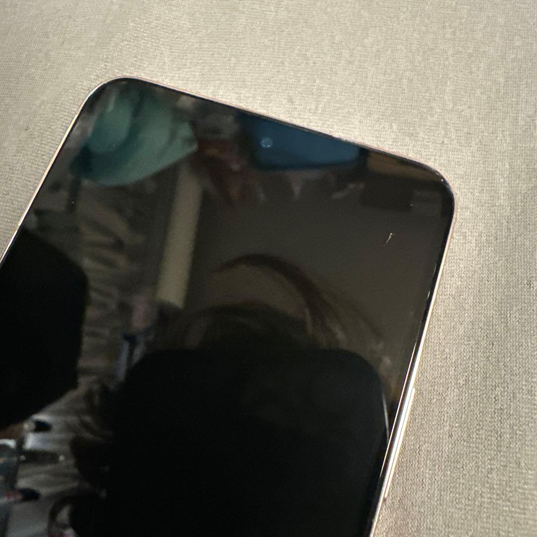 Samsung Galaxy S22 256GB SCG13 SiMフリー