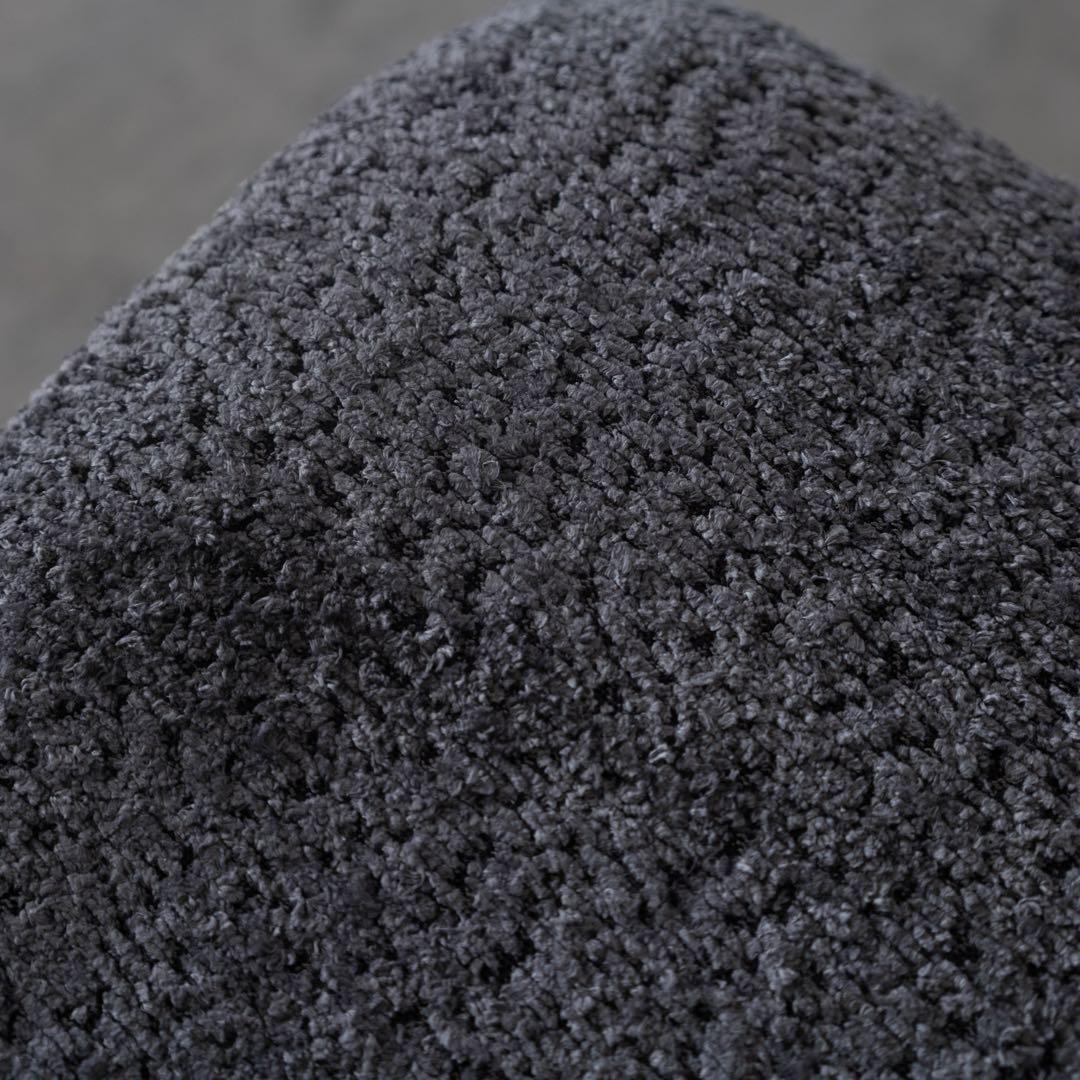 ダークグレー　ファブリックダイニングチェア