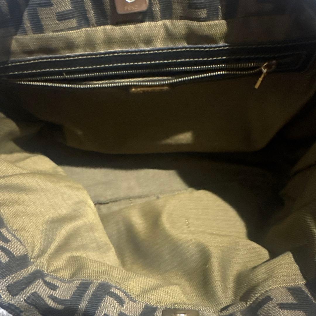 FENDI ハンドバッグ レディース