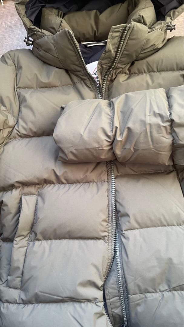 PYRENEX SPOUTNIC MINI カーキSダウンジャケット