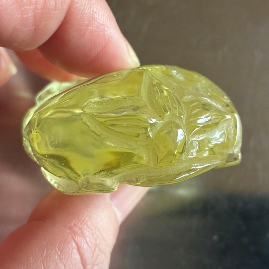 虹入り✨ シトリン貔貅彫り 58.1×39.5㍉ 66g