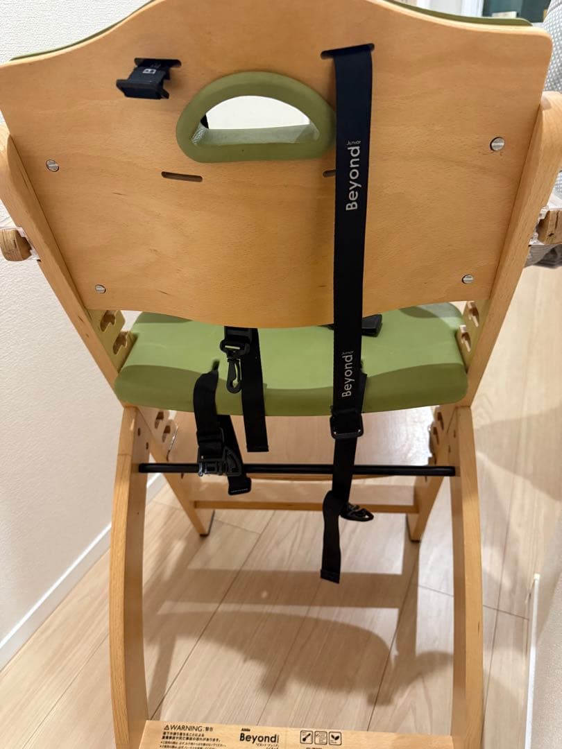 ビヨンド ジュニア ハイチェア Abiie オリーブ beyond 木製