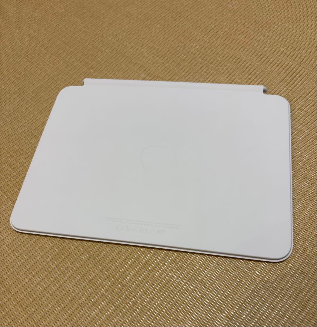 iPad 第10世代 Magic Keyboard Folio 新品近い