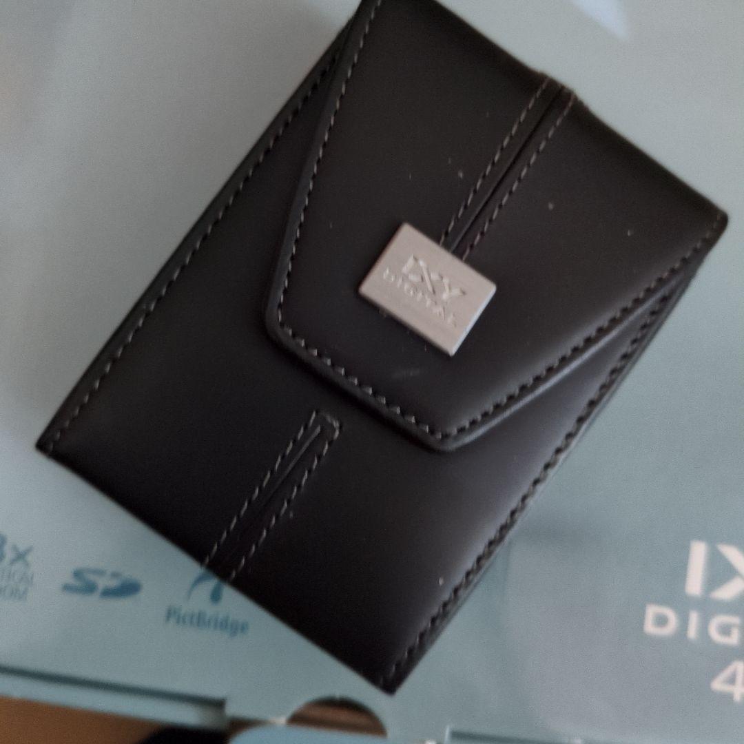 Ｕｓｅｄ　Canon　IXYD40 デジタルカメラ　　3.2メガピクセル