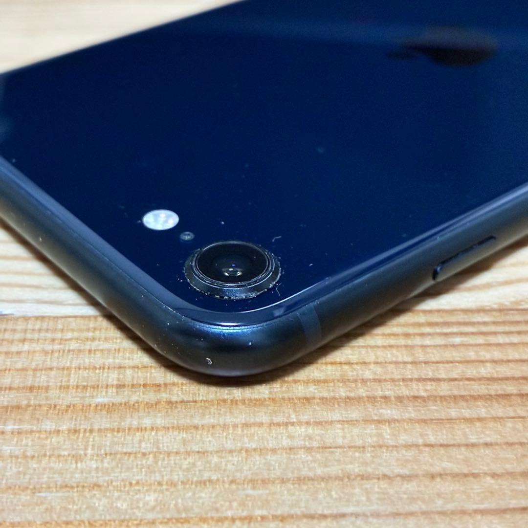 a*n様 バッテリー新品　iPhoneSE第3世代64GB SIMフリー　美品