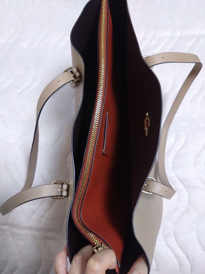 J*e様 COACH ベージュ トートバッグ