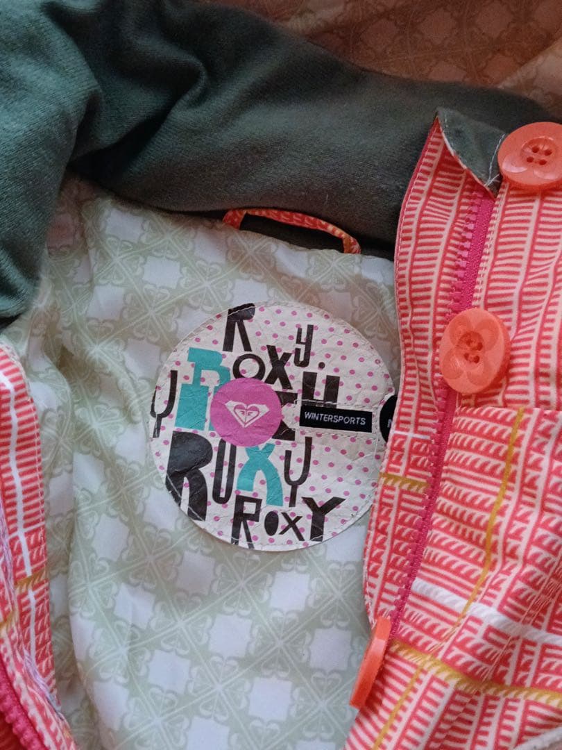 ROXYトップス＆ESTIVOサロペット【Ｍ〜L】上下セット＋ビーニー付き