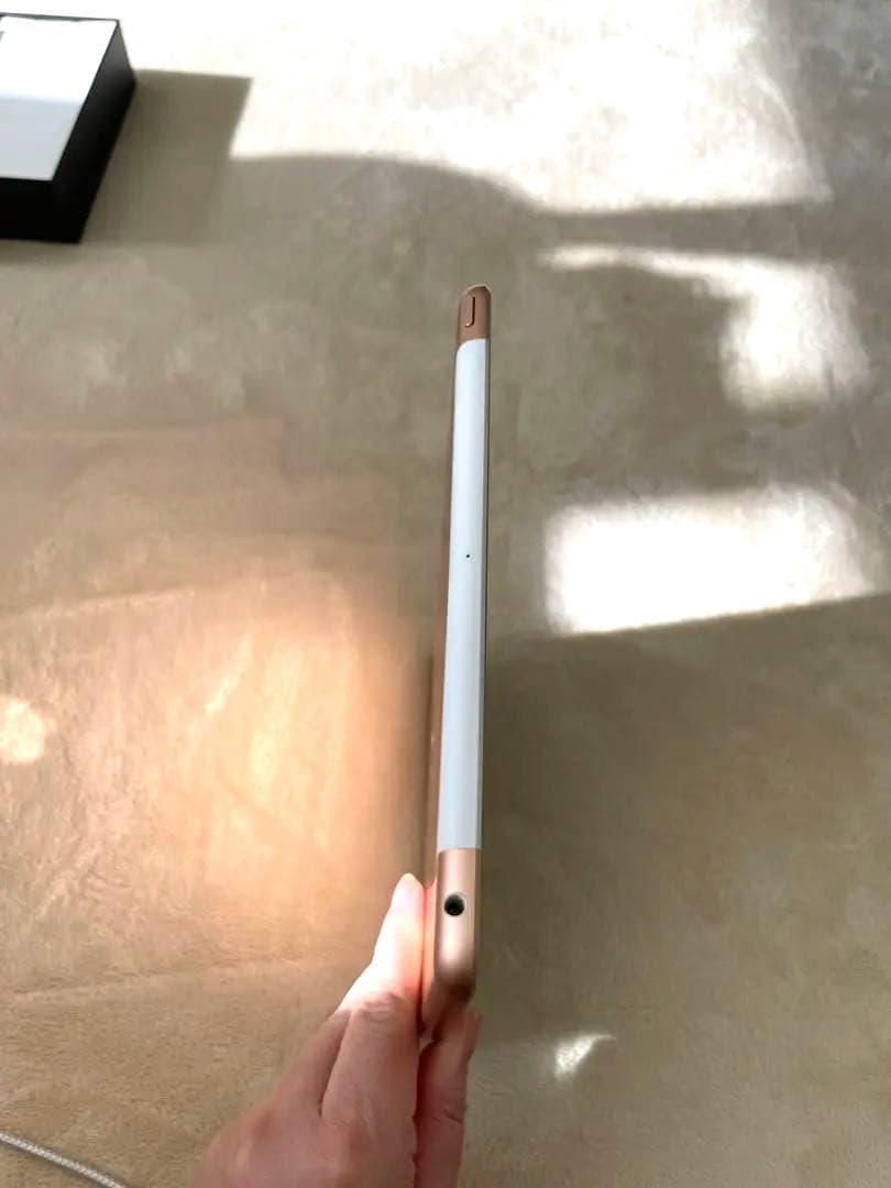 iPad6 ゴールド cellular+Wi-Fi 32GB SIMフリー外箱付