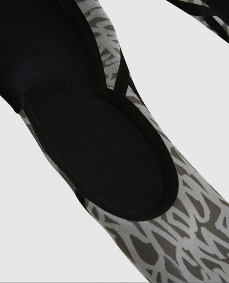 RVCA フルスーツ 4/3mm CHEST ZIP FULLSUIT