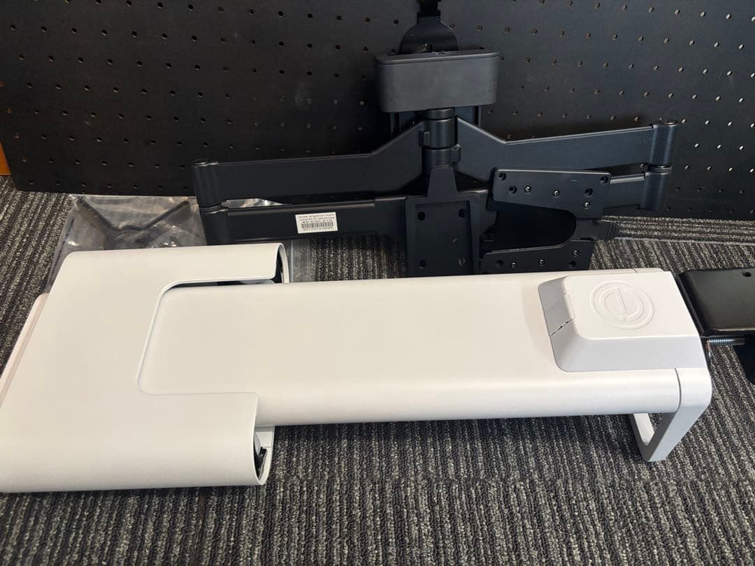 エルゴトロン TRACE (トレース) ホワイト