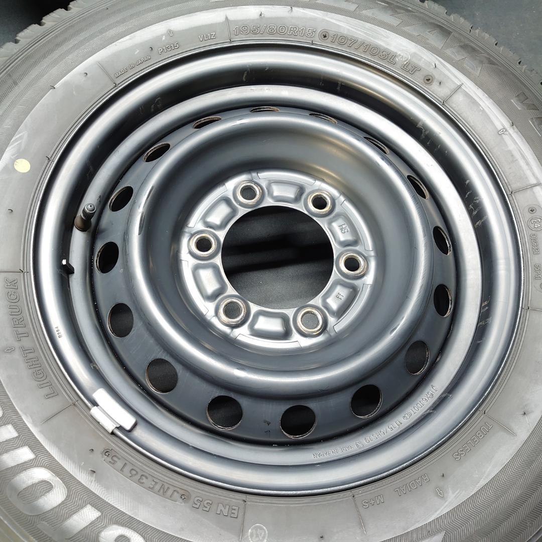 トヨタ純正 195/80Ｒ15 107/105L LT 200系 ハイエース 冬