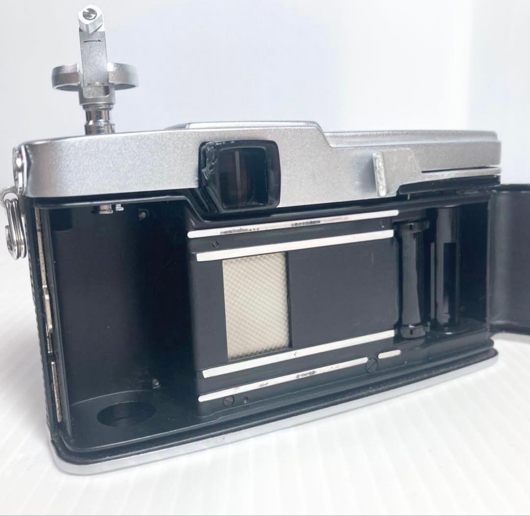 OLYMPUS PEN-FT フィルムカメラ ケース、ストラップ付き