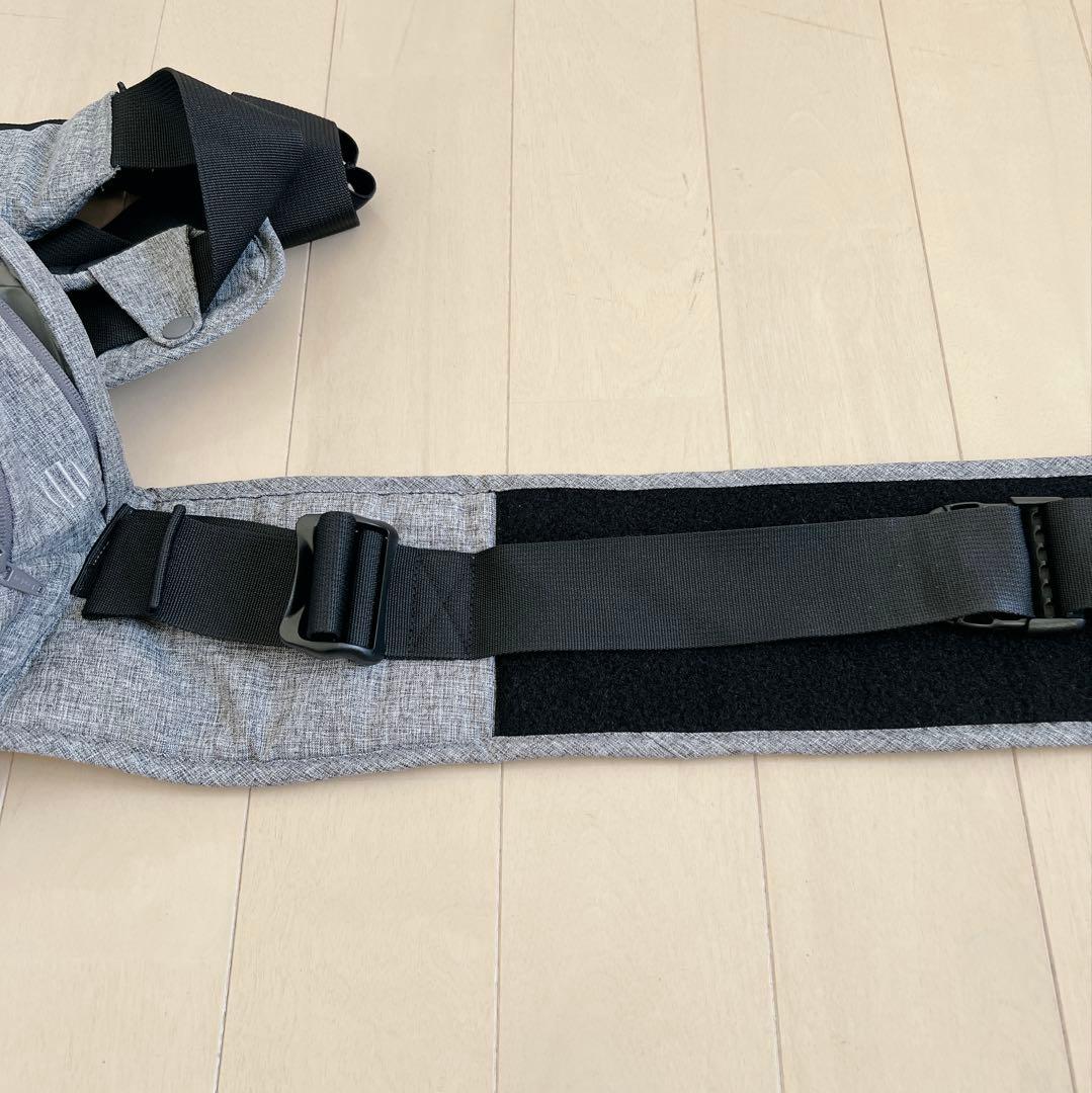 美品！napnap tran ダブルショルダー　グレー　折り畳めるヒップシート