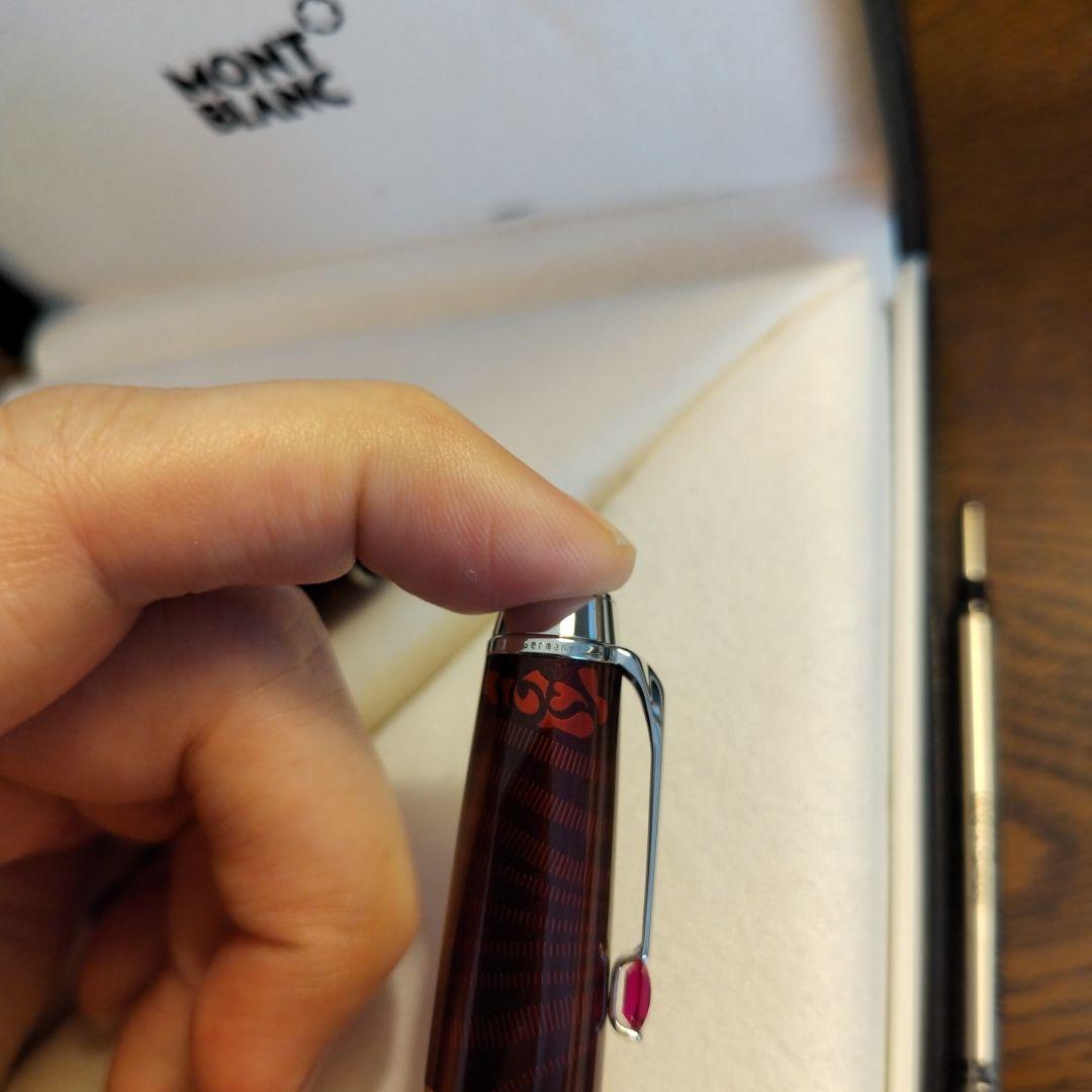 MONTBLANC　ローラーボールペンボエム 　限定品レッド色 パソ・ドブレ