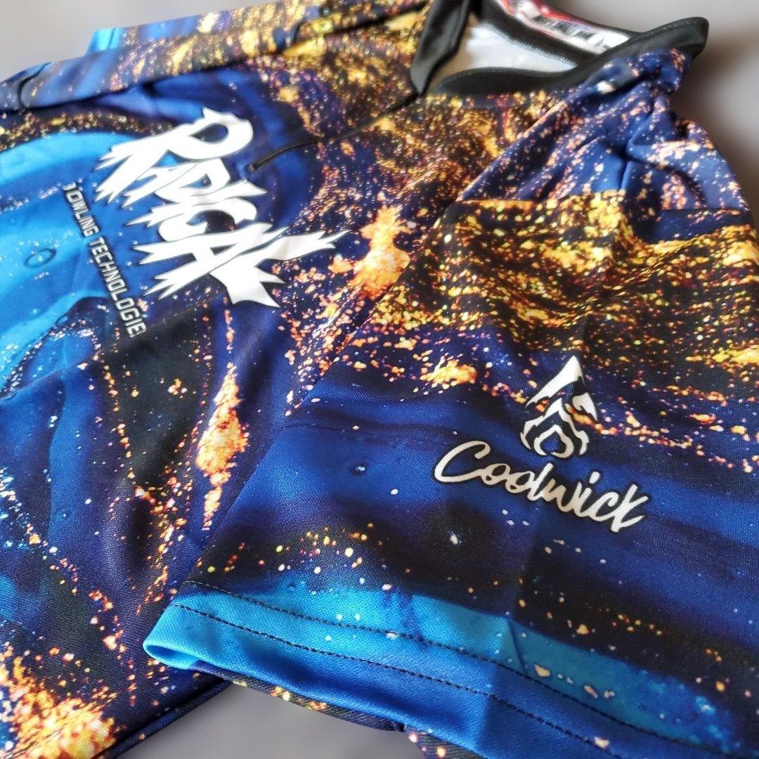 ✨新品✨ボウリングウェア　ラディカル　RADICAL　【M】　ブルー　ゴールド