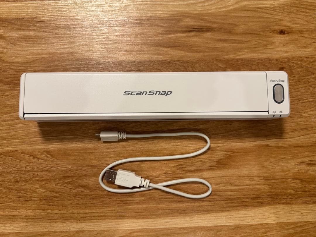 ScanSnap iX100 モバイルスキャナー（富士通）