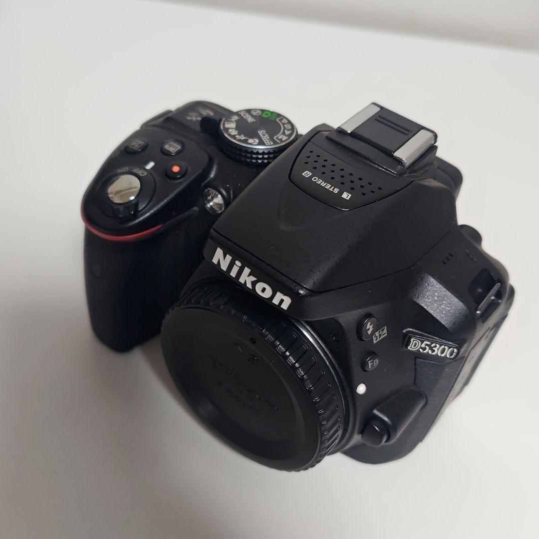 ポ*ト様 【美品】Nikon D5300 ダブルズームキット ブラック