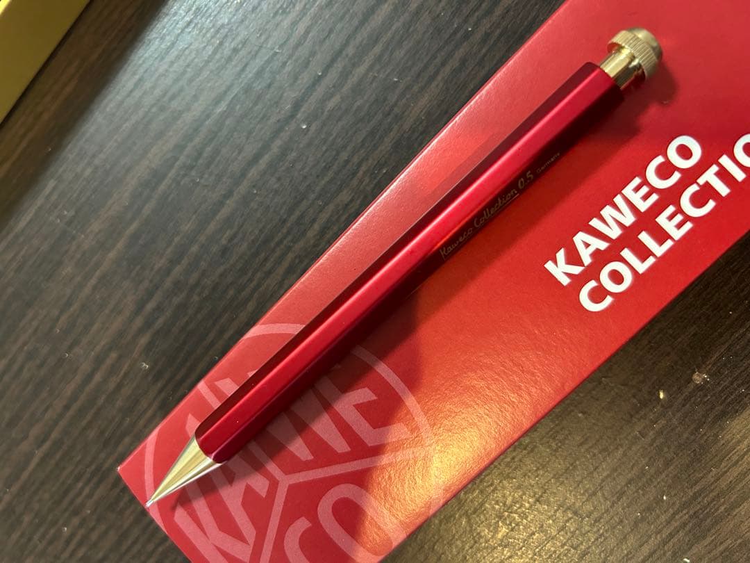 《新品未使用》カヴェコスペシャルレッドエディション 0.5ミリ　シャープペンシル