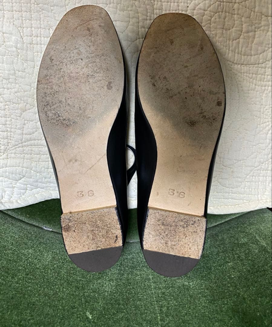 VIEILLE ブラックレザー ストラップシューズ