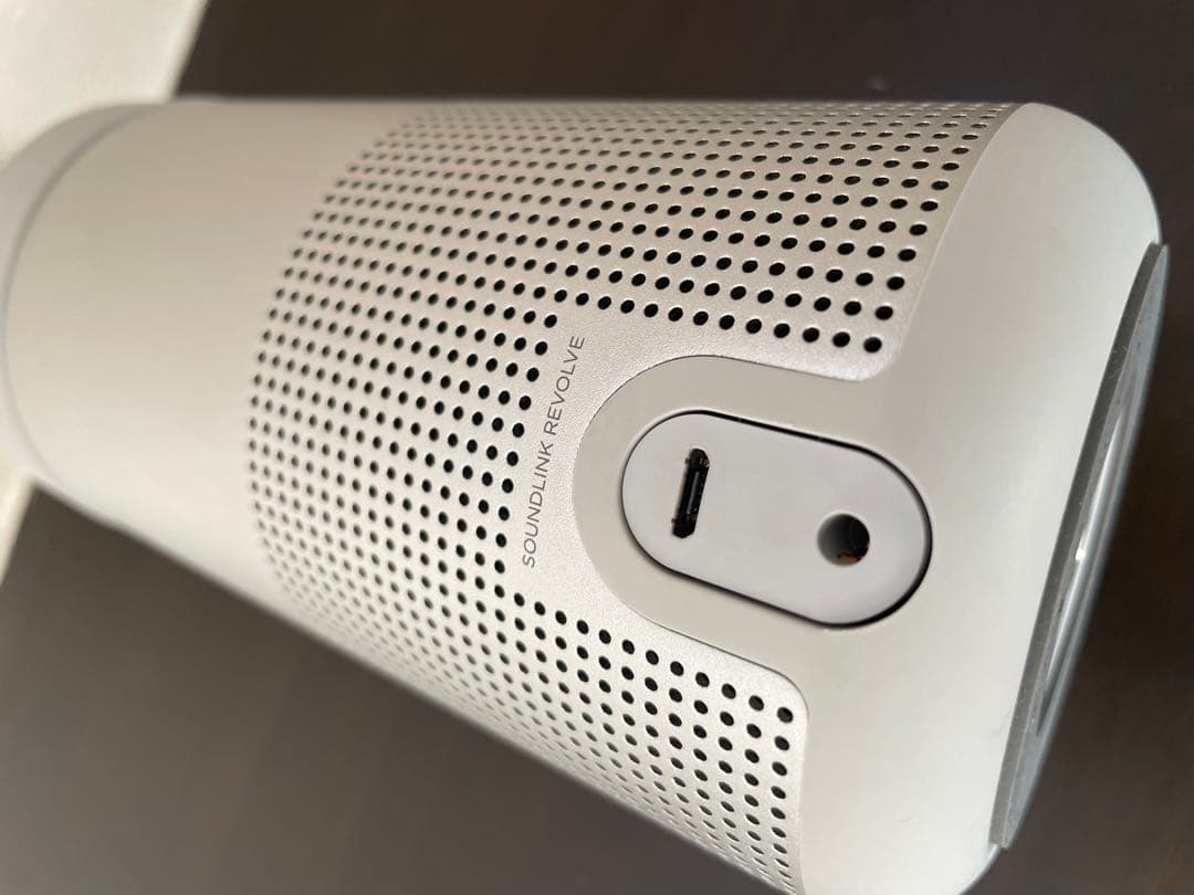 ポータブルワイヤレススピーカー