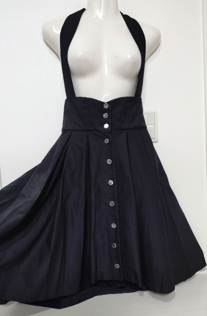 Sheglit ハイウエストタックスカート ブラック