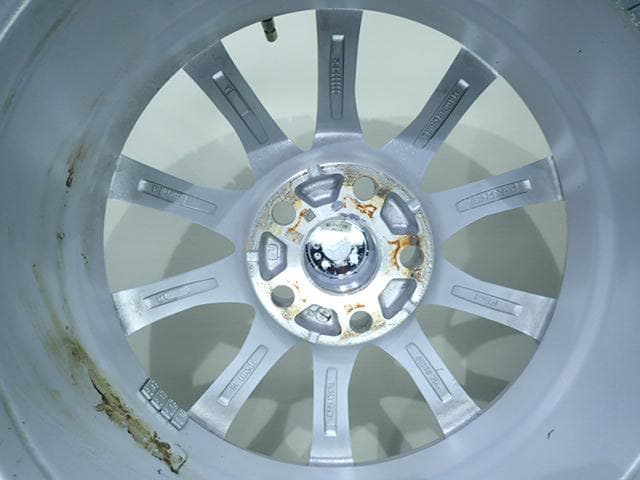 B1039【送料無料】スタッドレスタイヤ 225/65R17 4本セット