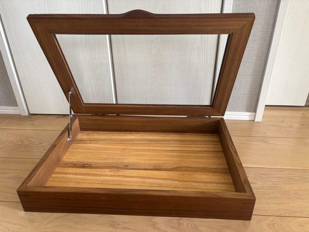 木製ガラス蓋付きディスプレイケース