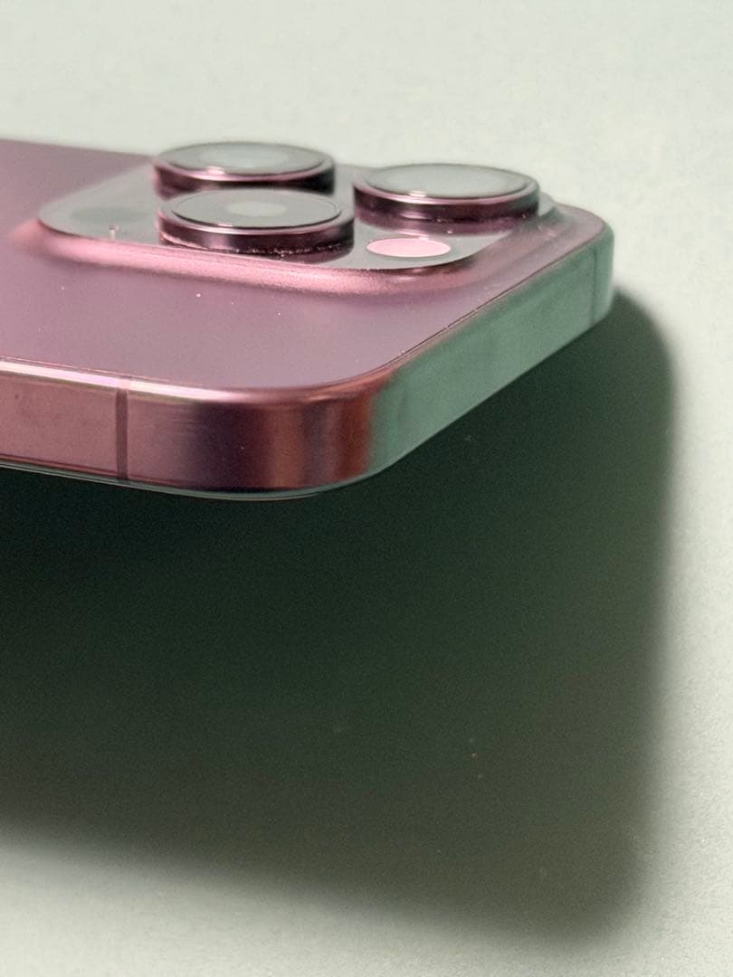 iPhone15 Pro 128GB ブラックチタニウム SIMフリー