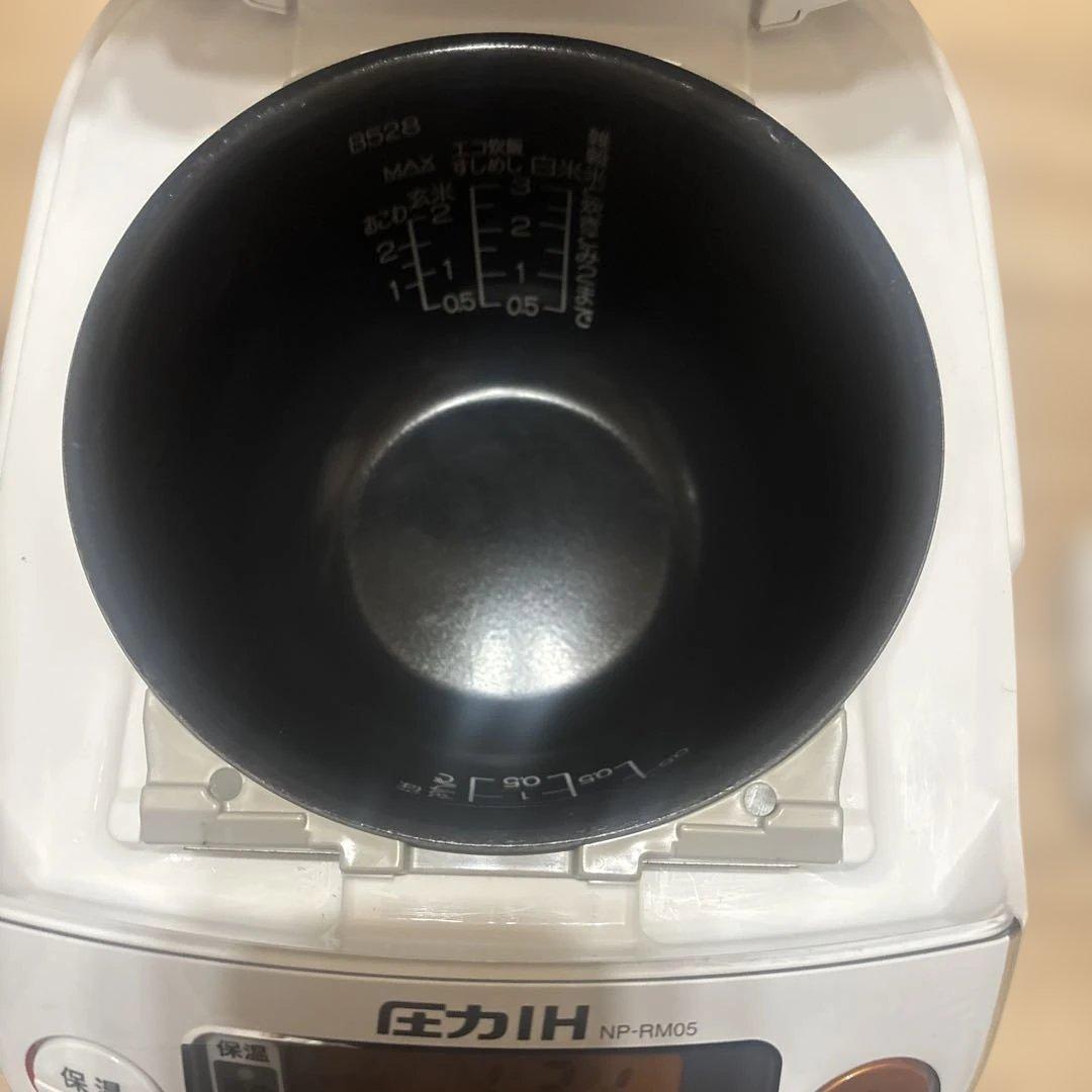 象印 圧力IH炊飯ジャー NP-RM05 3合炊き 20年製