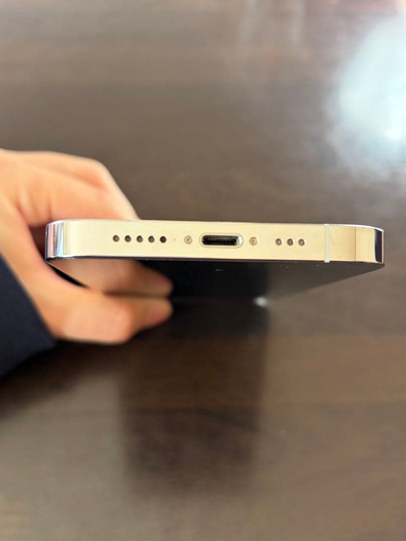 美品　iPhone 13 Pro 256GB シルバー