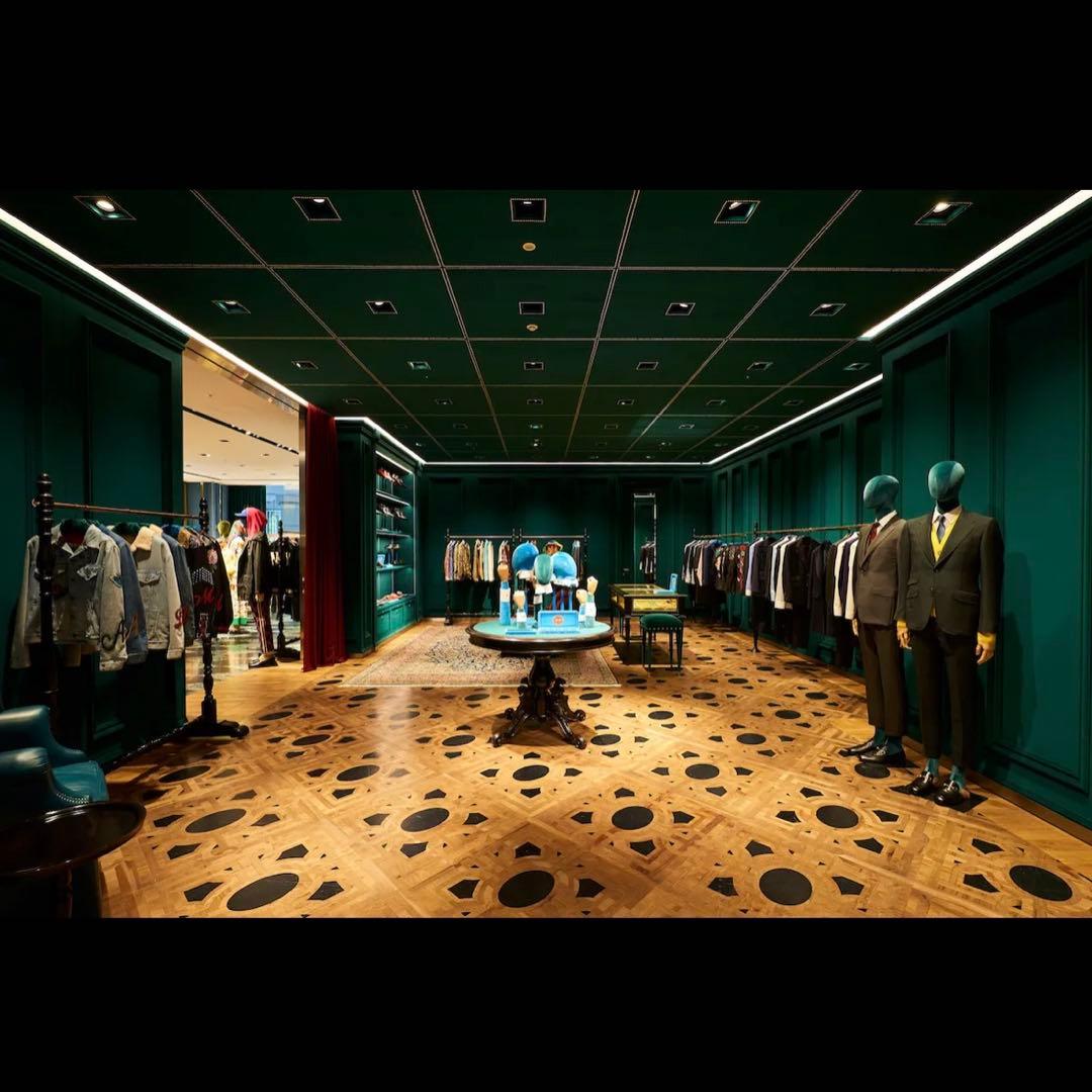 ミケーレ GUCCI ハンガーラック