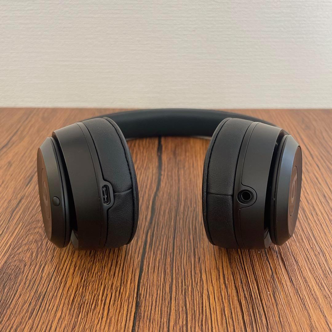 最新☆ Beats Solo4 マットブラック ワイヤレスヘッドホン