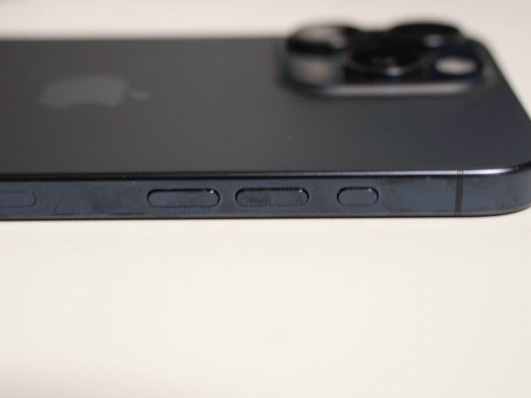 iPhone15promax 256 simフリー　箱付き