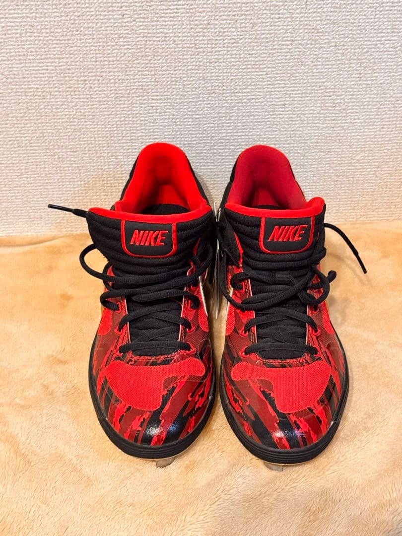 NIKE カスタムオーダー スパイク レッド×ブラック／新品未使用（箱なし）