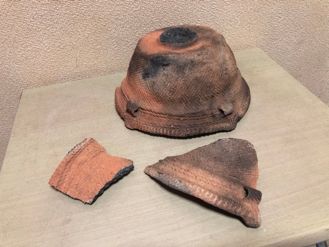 「縄文土器の欠片 No.525」です。