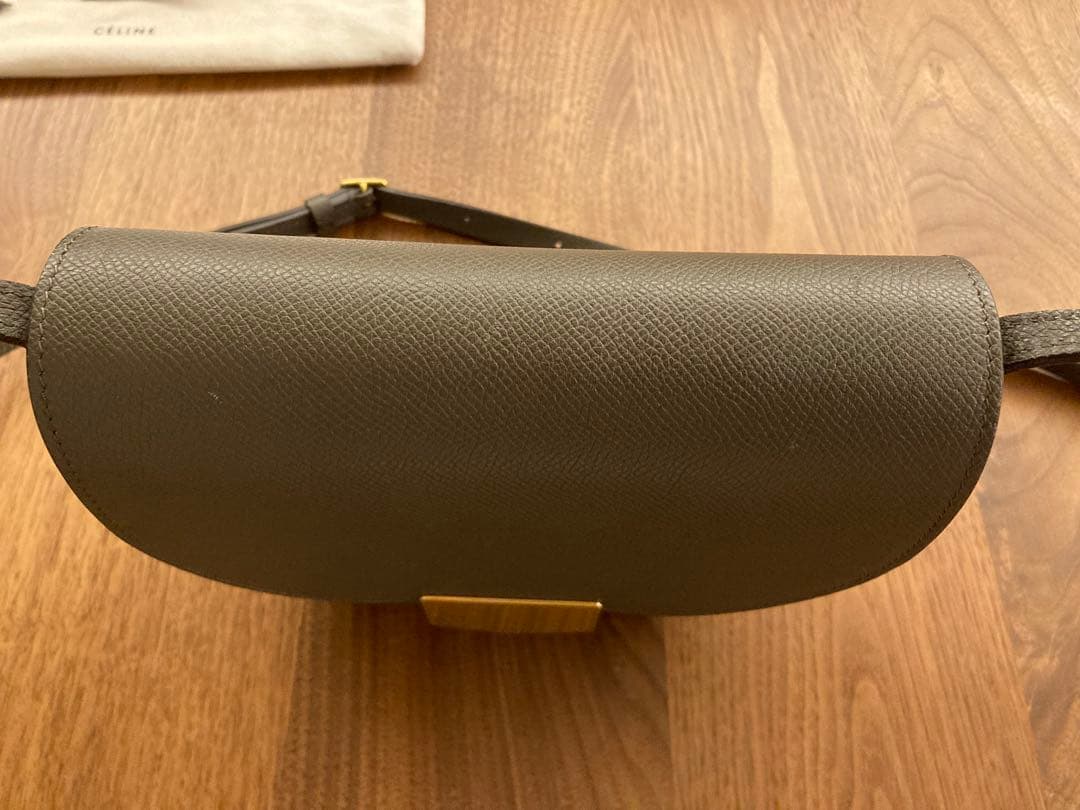 CÉLINEトロッタースモールバック