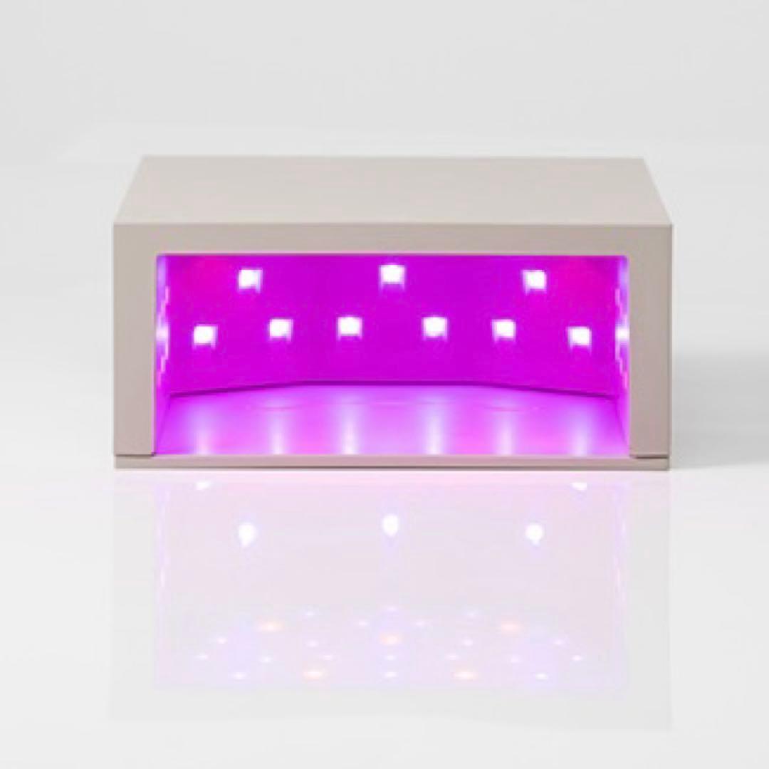 oui nail ネイルライト(美容機能付き)