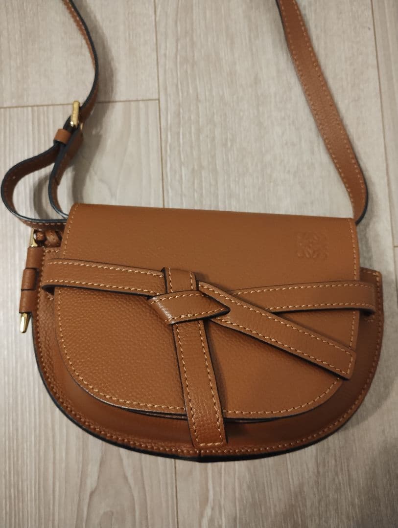 【LOEWE】ロエベ ゲート ミニ ショルダーバッグ カーフスキン タン