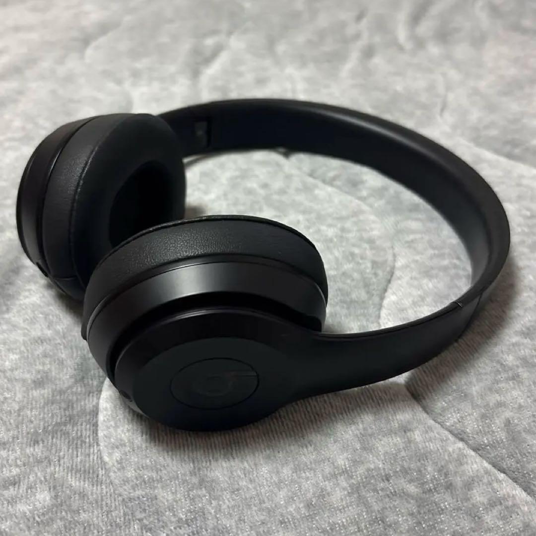 BEATS SOLO 3ワイヤレスヘッドホン